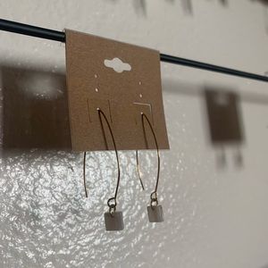 Square Earrings 🐚